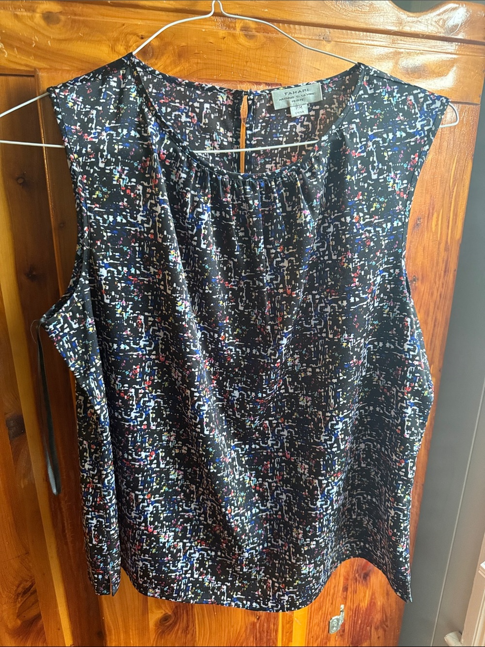 Tahari Black Abstract Print Sleeveless Camisole